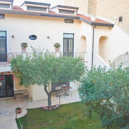 Cas'E Charming House Family Hotel Caserta Exterior photo